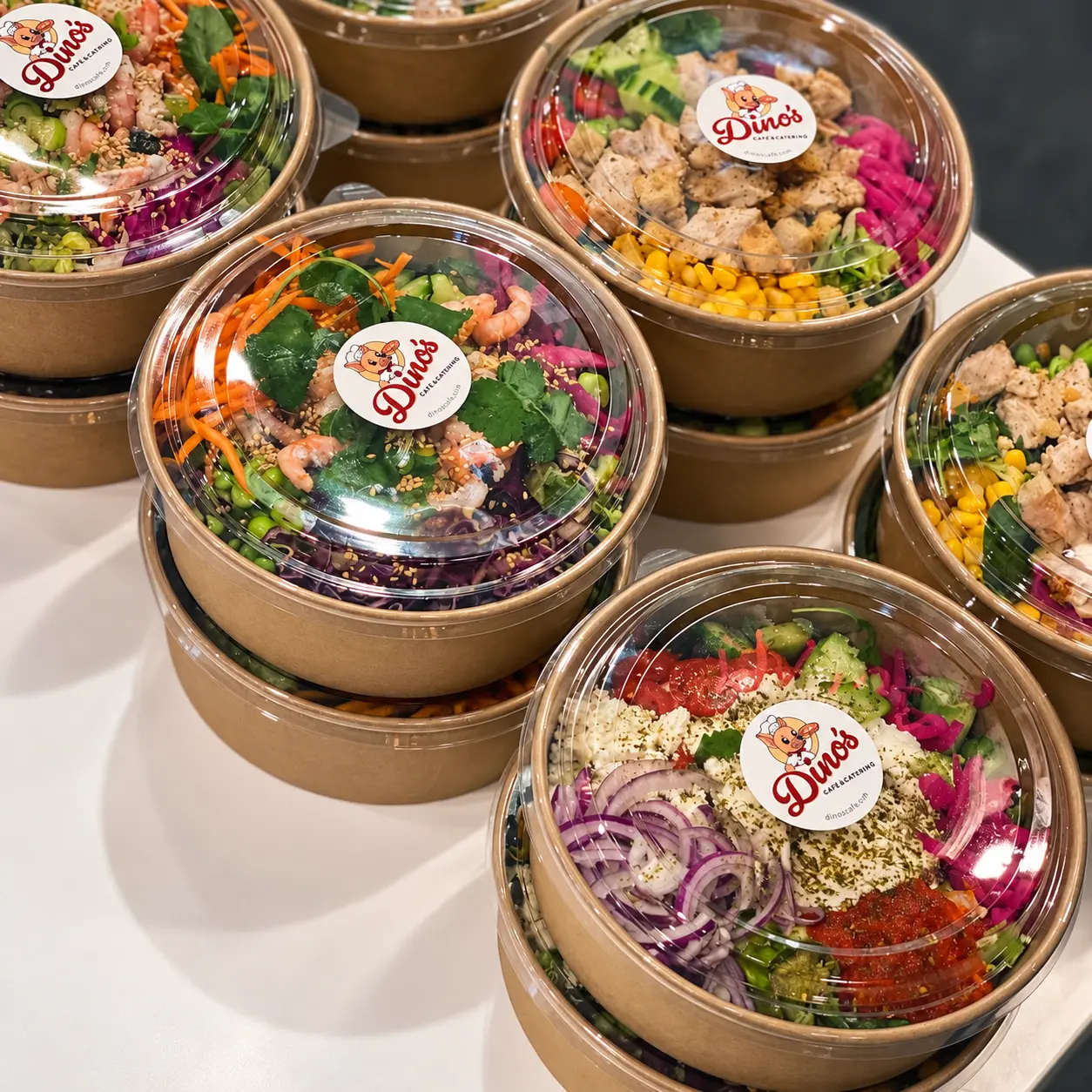 Portionsförpackade cateringsallader från Dino's Café i Landskrona